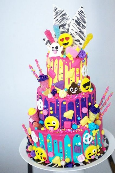 Emoji Birthday Party Cake