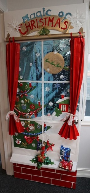 christmas-door-decoration-ideas-for-office