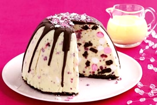 Christmas Ice Cream Desserts - Pink Lover