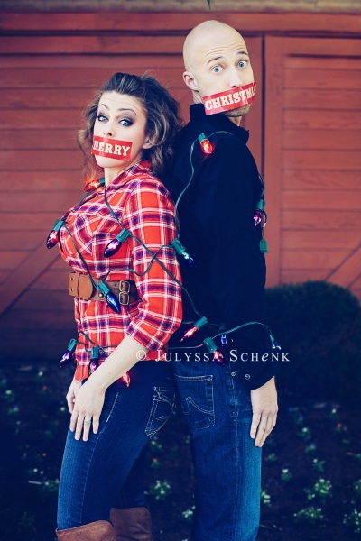 31-mail-worthy-christmas-photo-card-ideas-for-couples-todaywedate-c-funny