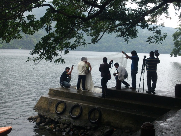 bulusan-lake-and-forest