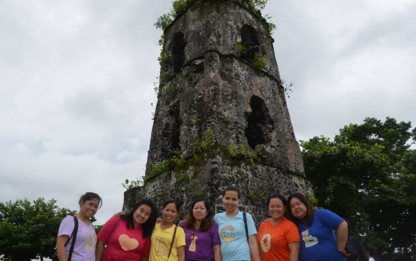 cagsawa-ruins-mount-mayon