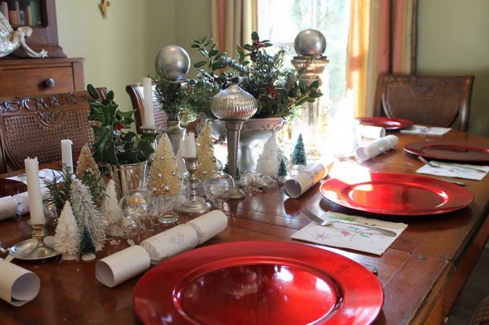 christmas-dining-table-decorations