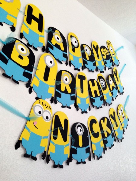 minion-birthday-party-decoration-ideas-banners