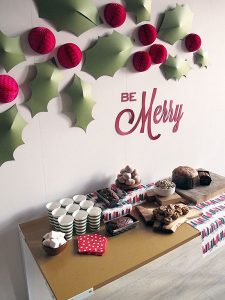 DIY Christmas Party Decoration Ideas – Pink Lover