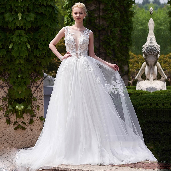 Beautiful Wedding Dress Pictures Perfect for the Future Mrs