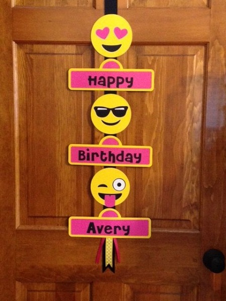 DIY Emoji Door Decorations