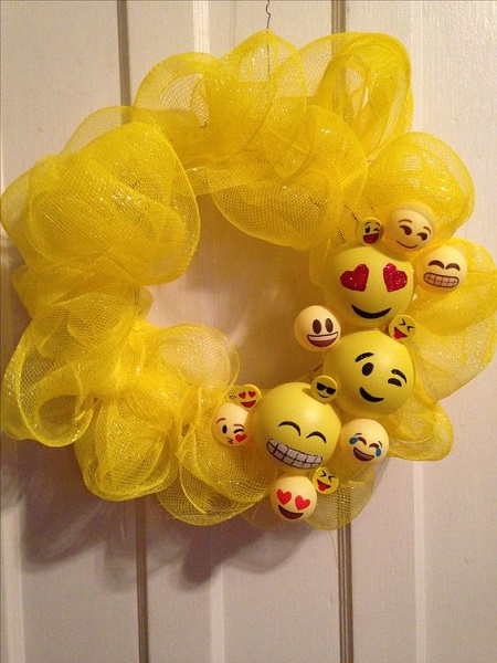 DIY Emoji Door Decorations