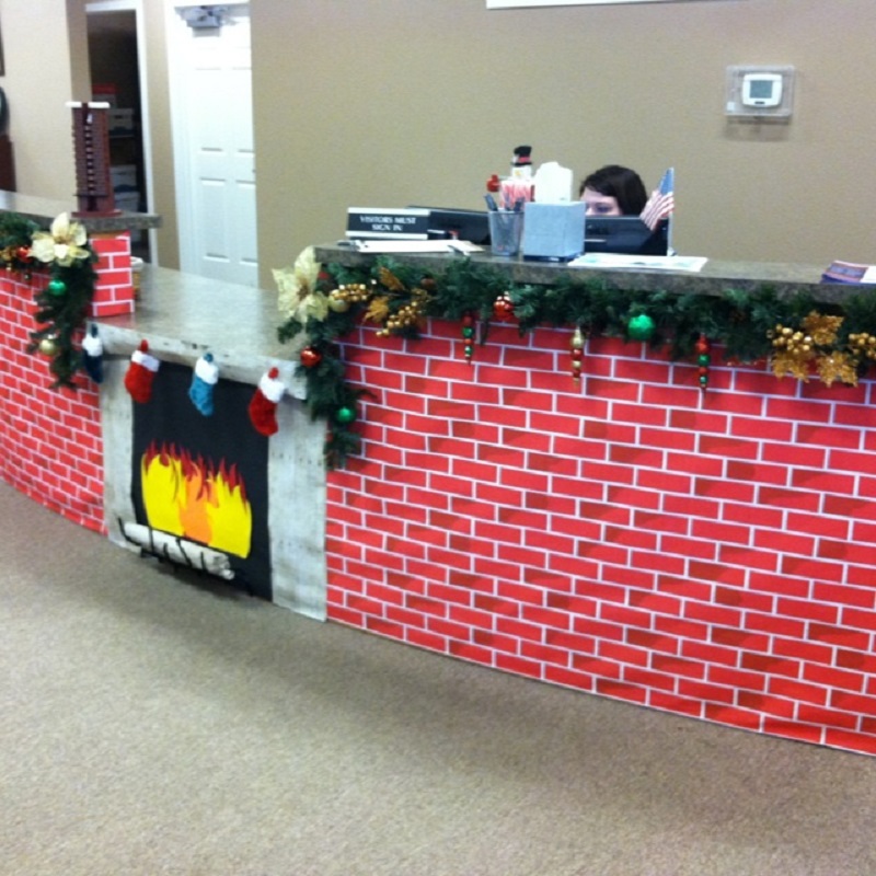 Office Table Christmas Decorations